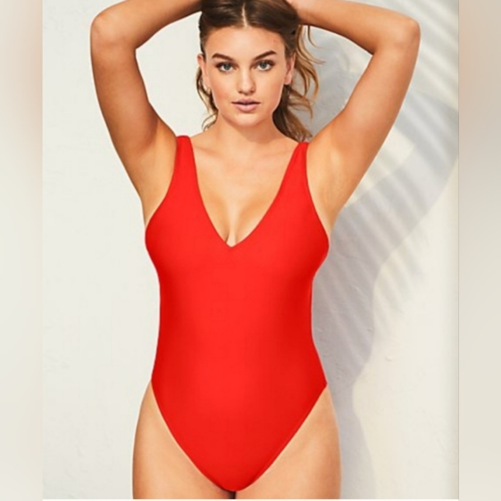 Uncommon Sense Women's NWT Orange One Piece Back Cut Out Swimsuit Size Small